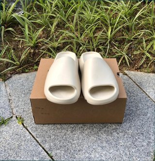 Adidas Yeezy Slide Pure Talla 39