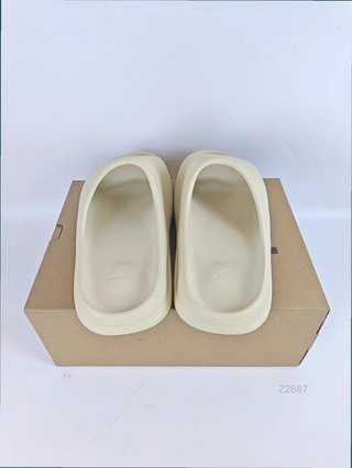 Adidas Yeezy Slide Pure Talla 39
