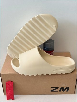 Adidas Yeezy Slide Pure Talla 38 Beige