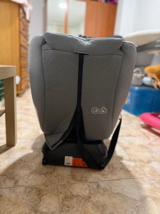 Silla de coche gris