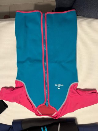 Neopreno O'Neill niño talla 14. Regalo chaquetas
