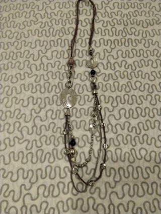 Conjunto bisutería collar y pendientes