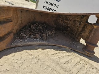 LOTE DE 3 CAZOS EXCAVADORAS 20-25 TN