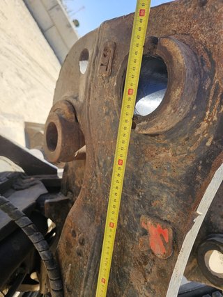 LOTE DE 3 CAZOS EXCAVADORAS 20-25 TN