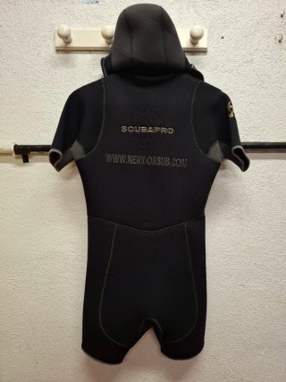 Traje corto neopreno SCUBAPRO con capucha