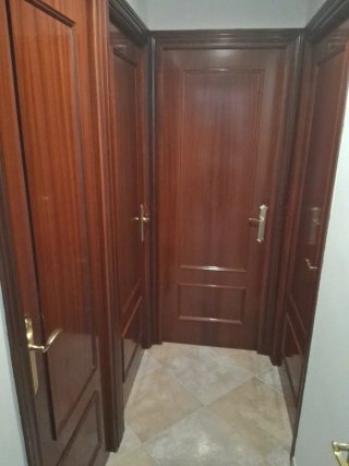 Las regalo, Puertas de paso caoba