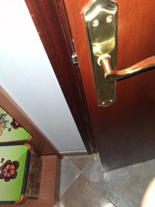 Las regalo, Puertas de paso caoba