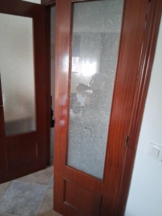 Las regalo, Puertas de paso caoba