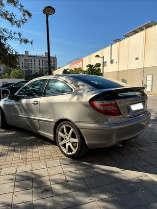 Mercedes-Benz Clase C180 Kompressor