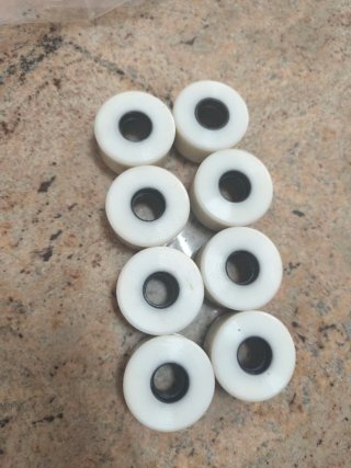Lote Ruedas blancas Roces para patines