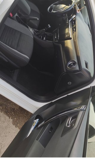 Toyota Auris 2015