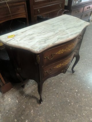 Cómoda Luis XV con Mármol