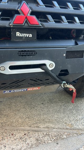 Mitsubishi Montero 2015