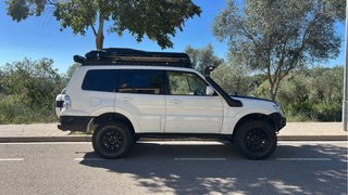 Mitsubishi Montero 2015