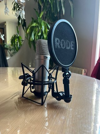 Micrófono Rode NT1-A + Interfaz M-Audio AIR 192|4