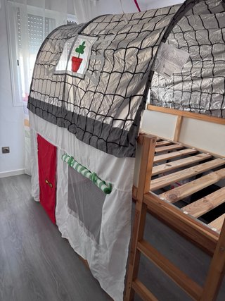 Cama alta Kura Ikea con dosel