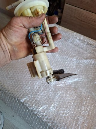 Bomba gasolina Suzuki Burgman 125/200