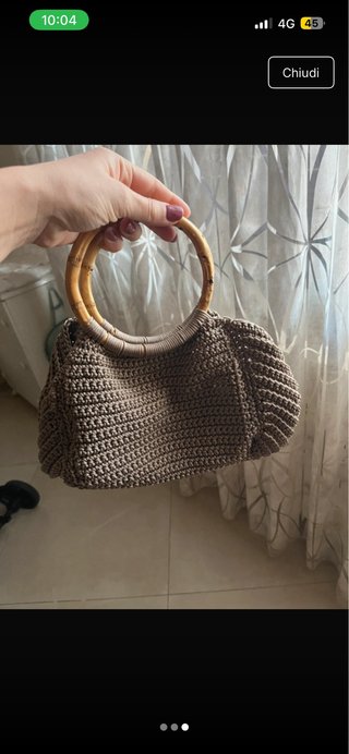 Borsa fatta a mano con manici in bambù