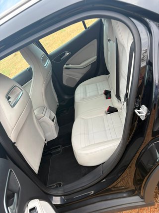 Mercedes-Benz GLA 200D 2017