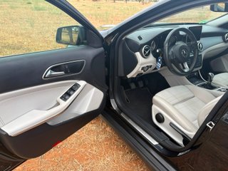 Mercedes-Benz GLA 200D 2017