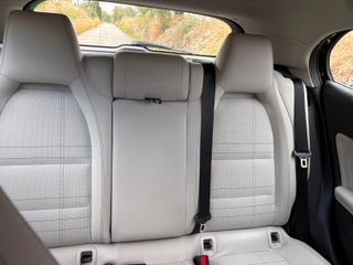 Mercedes-Benz GLA 200D 2017
