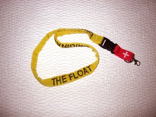Lanyard flotante THE FLOAT. Llavero y mosquetón.