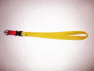 Lanyard flotante THE FLOAT. Llavero y mosquetón.