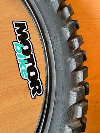 Neumático Michelin 2.50 x 17 R Off Road