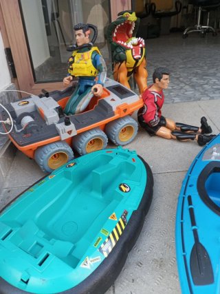 Lote Juguetes: Coche, Kayak, Barco, Figura