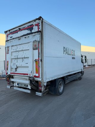 Camión rígido Mercedes  Atego 1218 2010