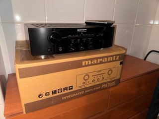 Amplificador Marantz PM7005 Hi-Fi Negro Estereo.