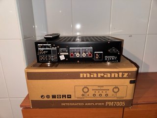 Amplificador Marantz PM7005 Hi-Fi Negro Estereo.