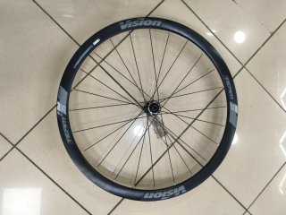 Ruedas Vision Team 35. Negociable