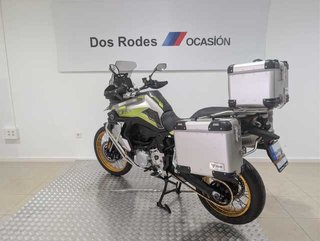 Voge 900DSX