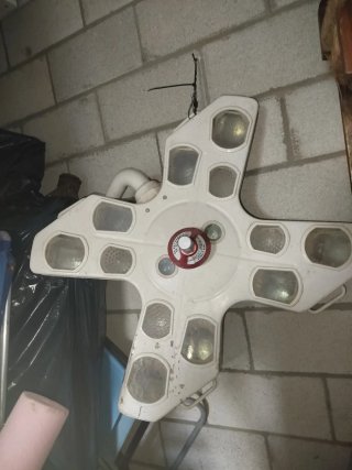 Lampada Operatoria Antica