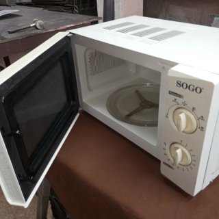 Microondas Sogo 700W