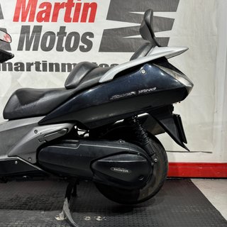 HONDA SILVER WING 600