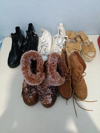 Lote de zapatos talla 38 2€ el lote