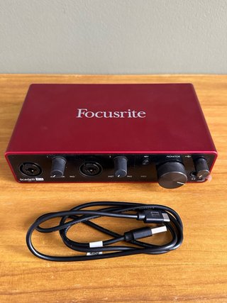 Focusrite Scarlett 4i4 3ra Gen Interfaz Audio USB