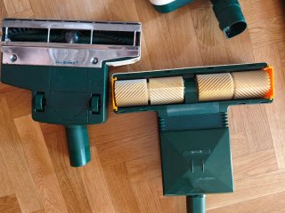 Aspirador Vorwerk VK121 con accesorios