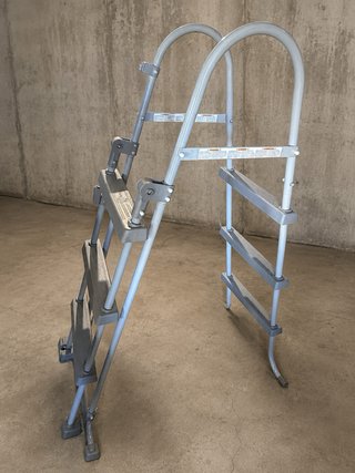 Escalera piscina Bestway 3 peldaños