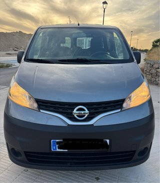 Nissan NV200 2010