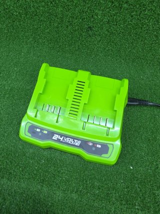 Greenworks Baterías y Cargador Doble 24V
