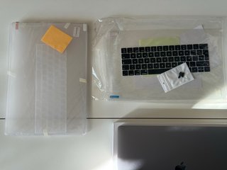 MacBook Pro 2018 i7 16GB 500GB +Acc. Gris Espacial