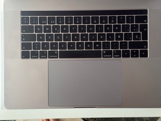 MacBook Pro 2018 i7 16GB 500GB +Acc. Gris Espacial