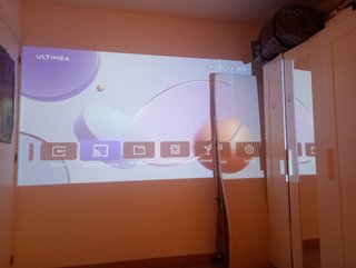 PS4 + Proyector Ultimea + 2 Mandos + GTA