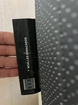 Colchón y base tapizada de 105 cm x 200 cm