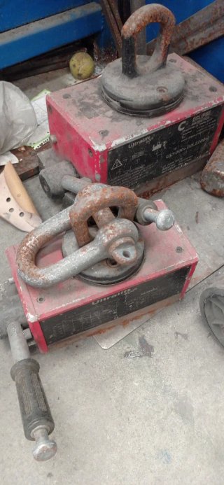 Electroimanes para grúa