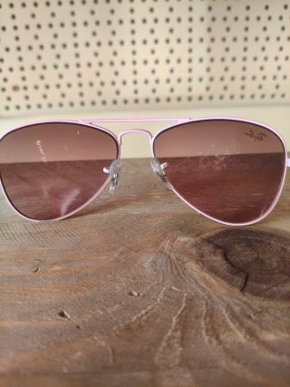 Gafas de sol Ray-Ban niña.