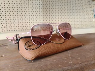 Gafas de sol Ray-Ban niña.